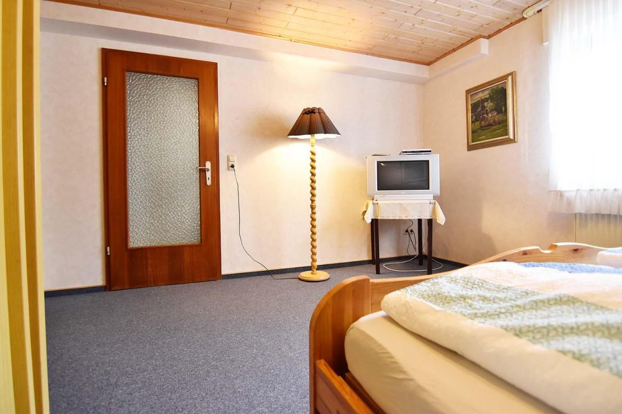 Gaestehaus Steinborn Hotel Heimbach Bagian luar foto